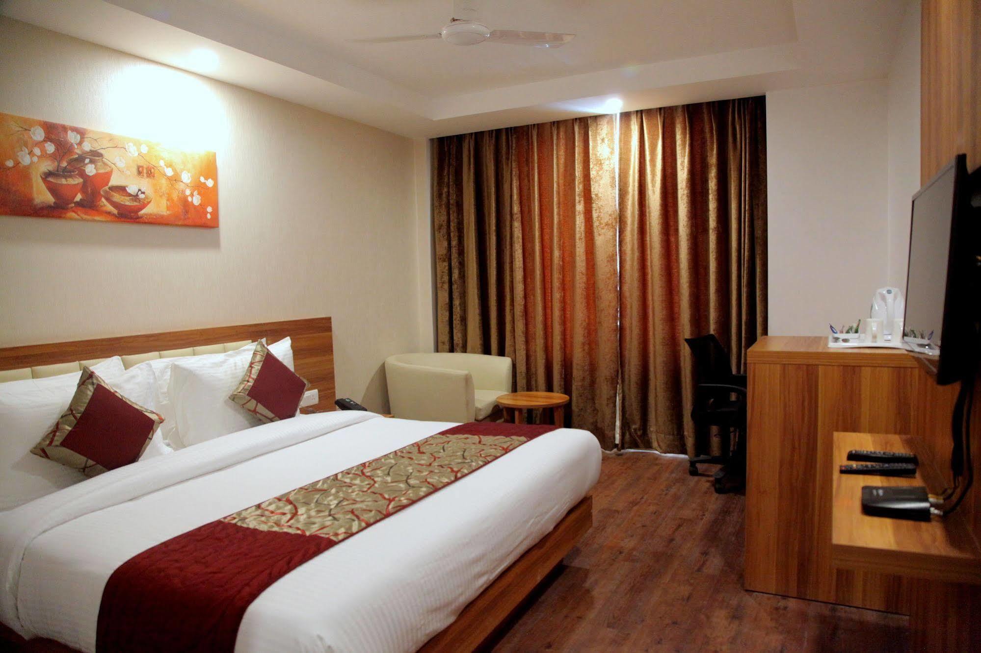 Hotel Le Roi Jammu - Near Jammu Railway Station Exteriér fotografie
